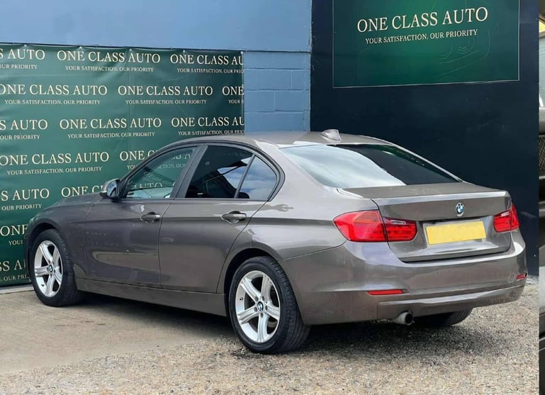 BMW, 3 SERIES, Saloon, 2012, Manual, 1995 (cc), 4 doors