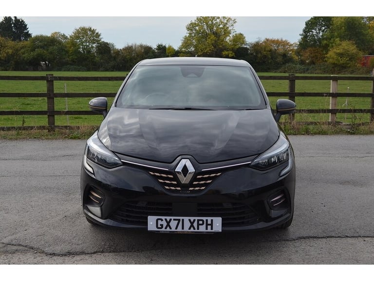 2021 Renault Clio TCe Lutecia Hatchback Petrol Manual