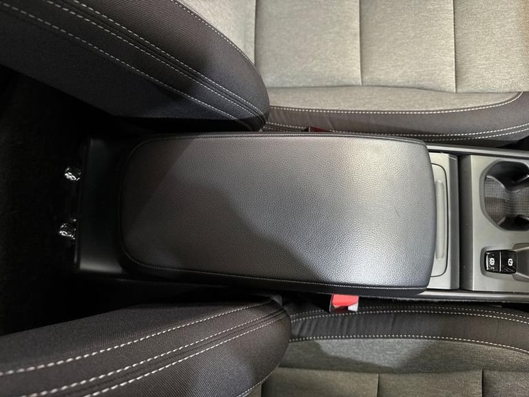 2023 Volvo XC40 2.0 B3P Core 5dr Auto Automatic Estate Petrol Automatic