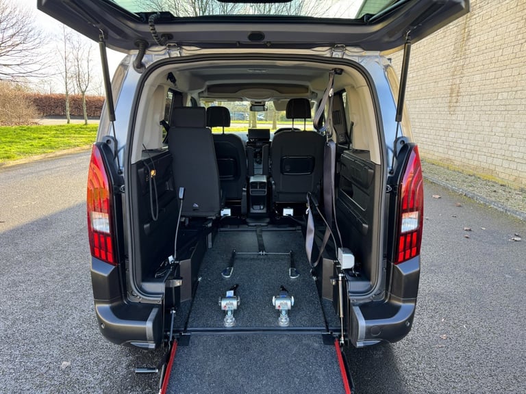 1.5 BlueHDi Peugeot Rifter Horizon Wheelchair Accessible Vehicle, WAV 