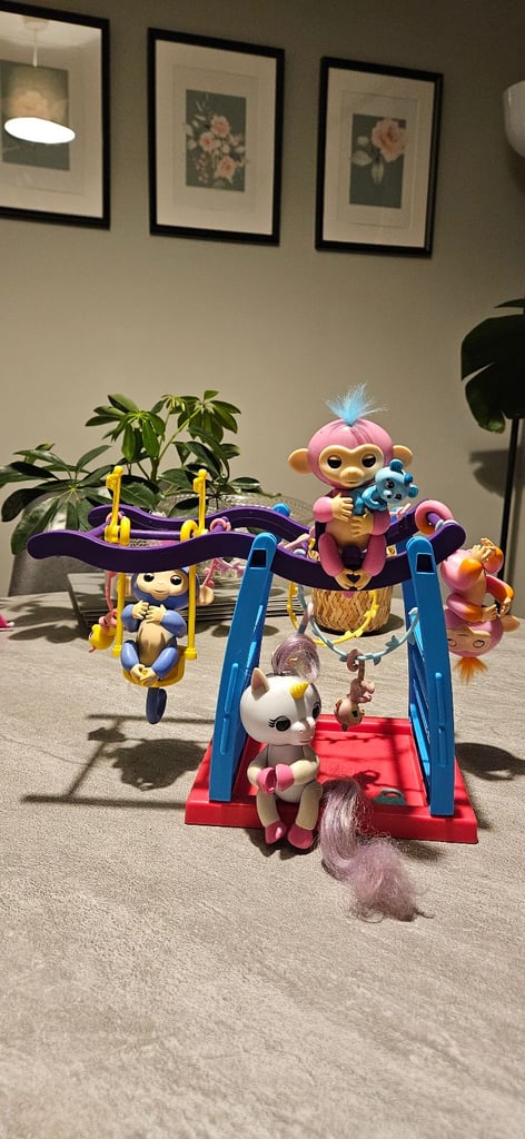 image for Fingerlings Bundle