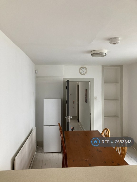 1 bedroom in Cromwell Street, Swansea, SA1 (#2653343)