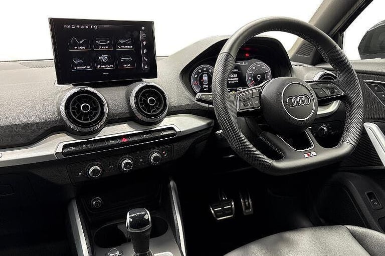 2025 Audi Q2 Black Edition 35 TFSI  150 PS S tronic SUV PETROL Automatic