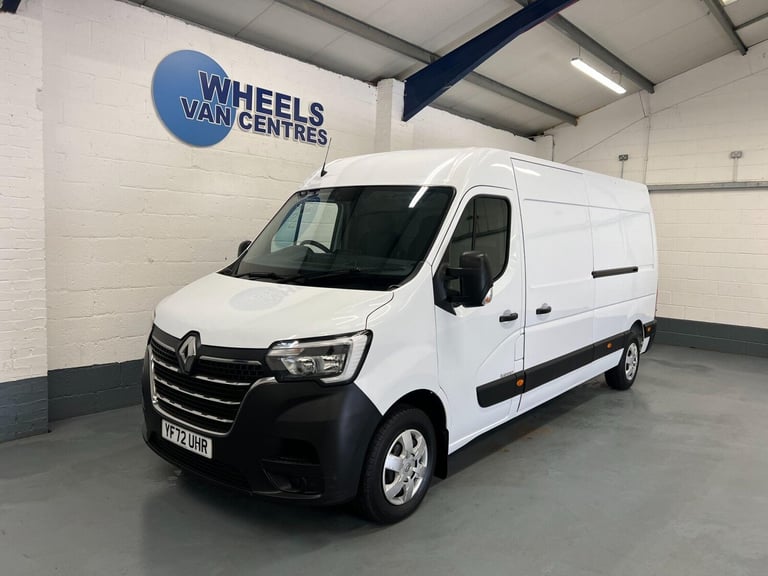 2023 Renault Master 2.3 dCi 35 Business+ FWD LWB Medium Roof Euro 6 4dr Panel Van Diesel Manual
