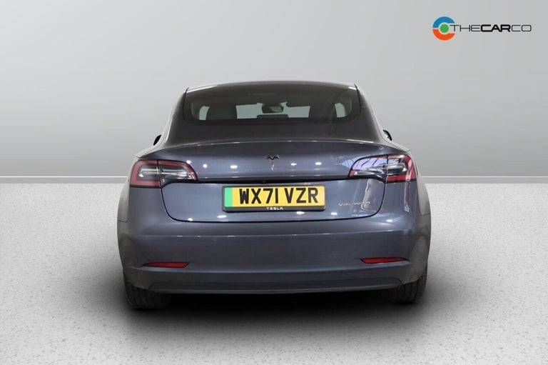 2021 Tesla Model 3 (Dual Motor) Long Range Auto 4WDE 4dr Saloon ELECTRIC Automatic