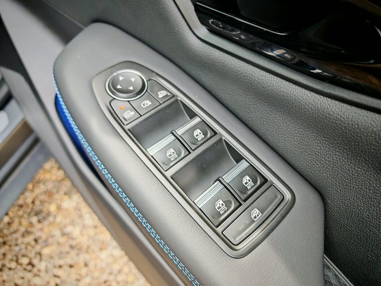 2025 Renault Scenic E-Tech 160kW Techno Esprit Alpine 87kWh Long Range 5dr AT Estate Electric Aut...