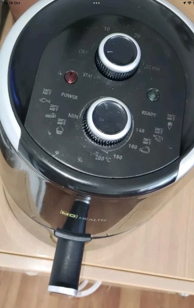 MO Farah Health 2L Compact Air Fryer