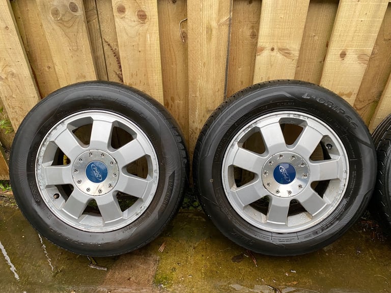 Ford Transit Connect MK1 Limited 15” Alloys 5x108
