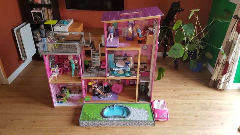Barbie dolls house Gumtree