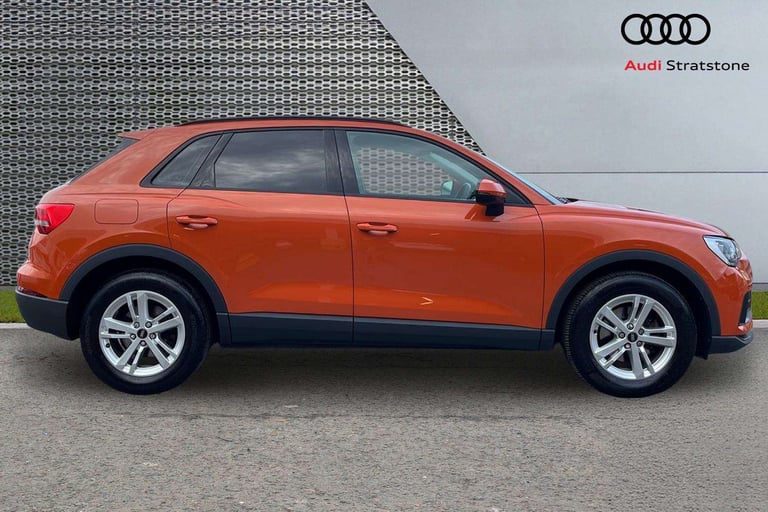 2022 Audi Q3 35 TFSI Technik 5dr ESTATE PETROL Manual