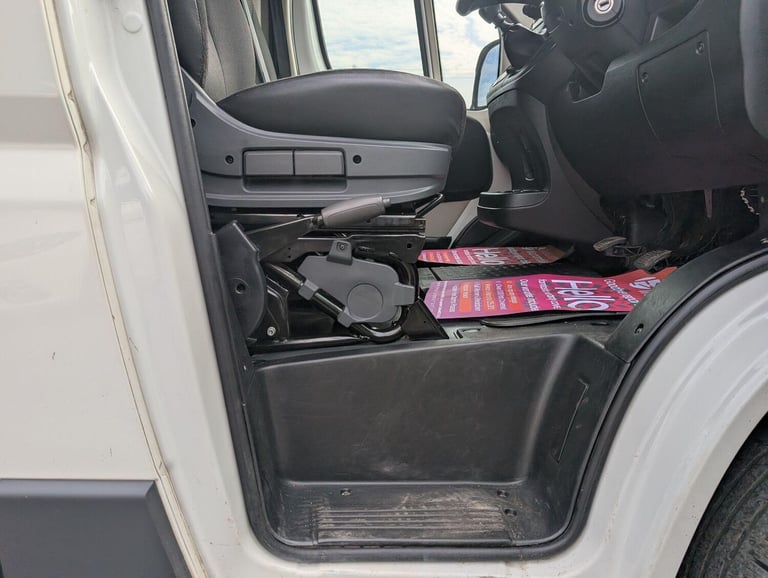 2017 Peugeot Boxer 2.0 BlueHDi H2 Professional Van 130ps PANEL VAN DIESEL Manual