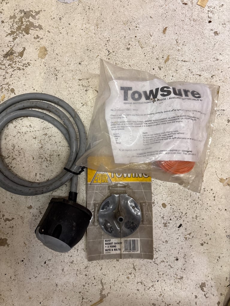 image for New Universal Towbar Wiring Kit with Bypass Relay £15