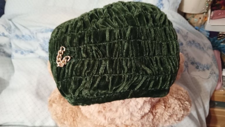 Green velvet original hat