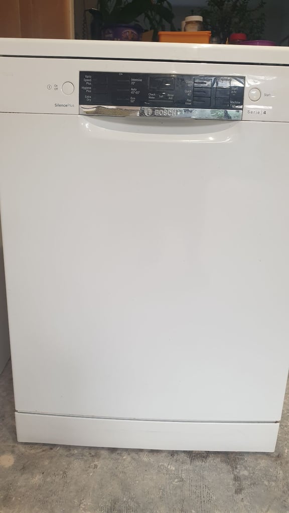 Bosch series 4 dishwasher SMS46IW02G