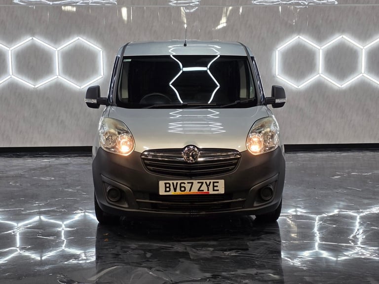 2017 Vauxhall Combo L1H1 2000 CDTI ECOFLEX S/S Panel Van Diesel Manual