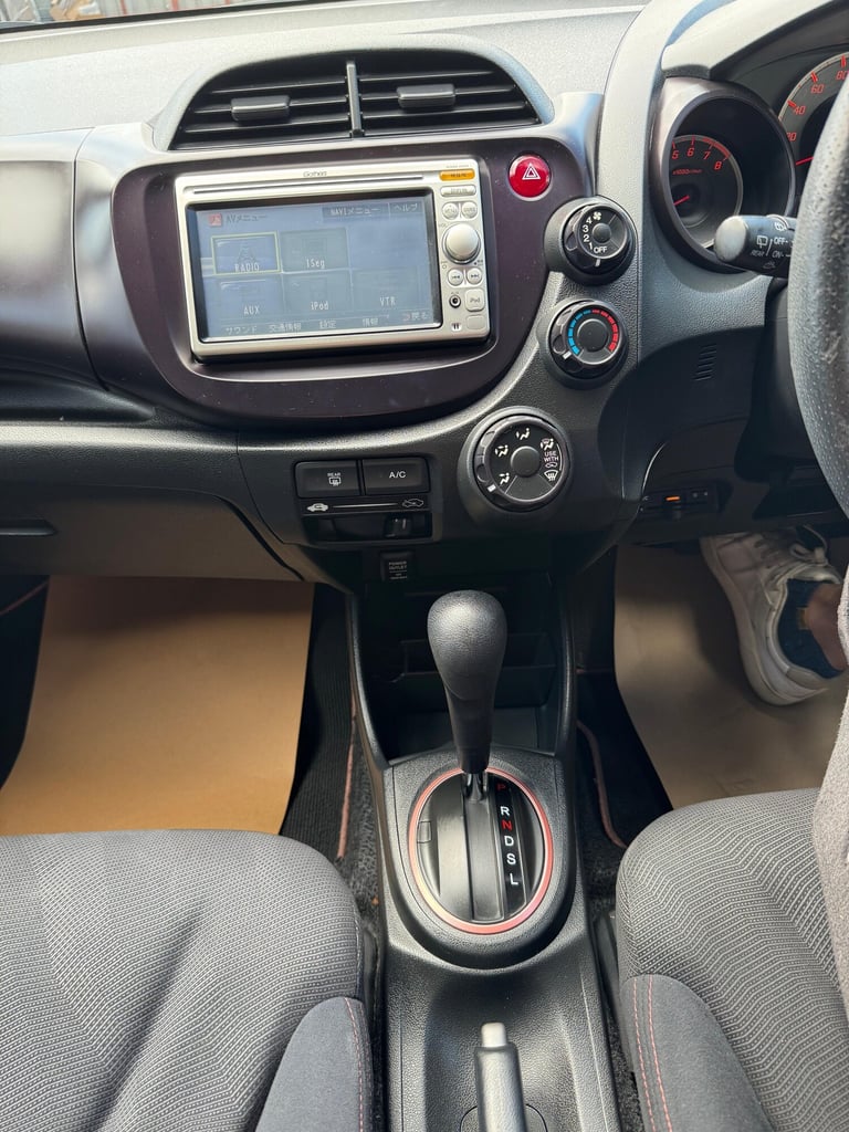 2010 Honda Fit JAZZ 1.3 5DR Hatchback Petrol Automatic
