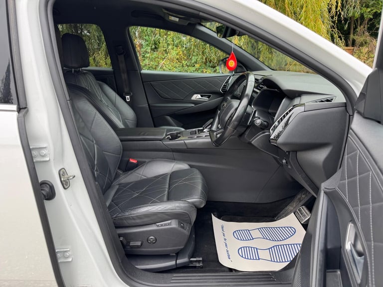 2019 DS Automobiles DS 7 Crossback 1.6 PureTech GPF Prestige Crossback EAT8 Euro 6 (s/s) 5dr MPV ...