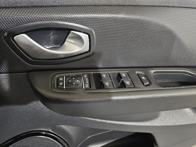 2018 Renault Clio 0.9 TCE 90 Dynamique S Nav 5dr HATCHBACK PETROL Manual