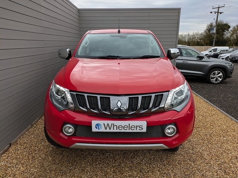 2018 Mitsubishi L200 DI-D DC Barbarian Pickup Diesel Automatic