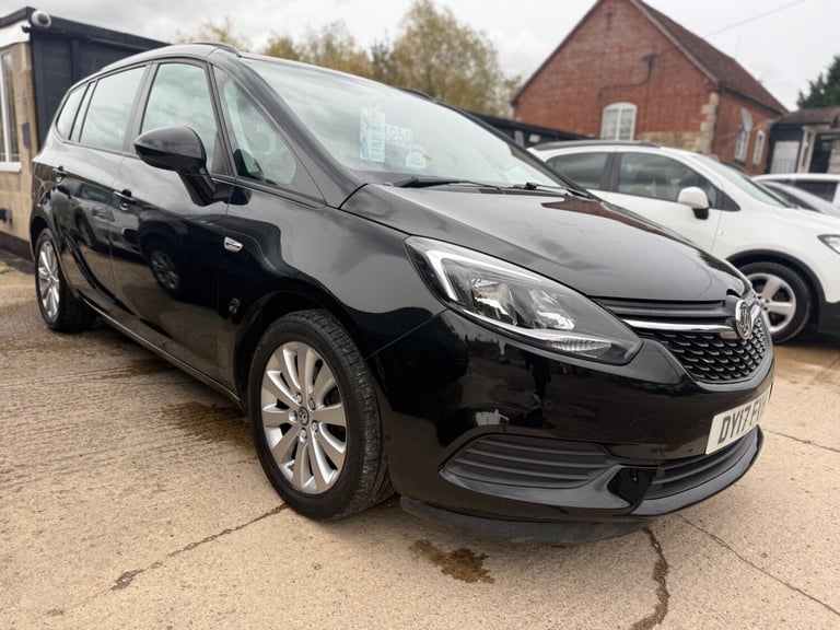 2017 Vauxhall Zafira Tourer 1.4i Turbo Design Euro 6 5dr MPV Petrol Manual
