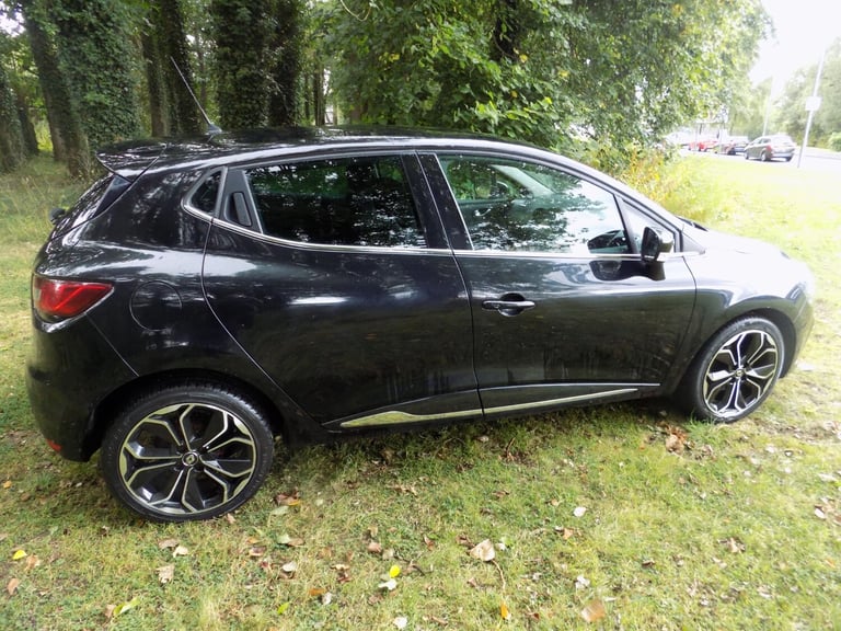 2018 Renault Clio 0.9 TCE 75 Iconic 5dr HATCHBACK Petrol Manual
