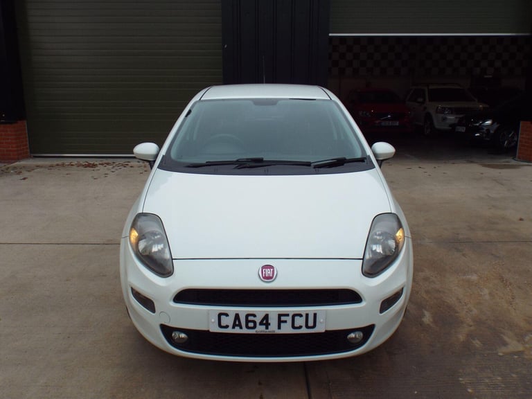 2014 Fiat Punto 1.2 Easy Euro 6 5dr HATCHBACK Petrol Manual