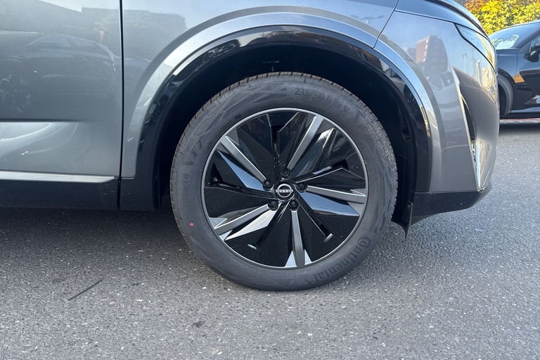 2025 Nissan Qashqai 1.3 DiG-T MH Tekna 5dr Hatchback Petrol Manual