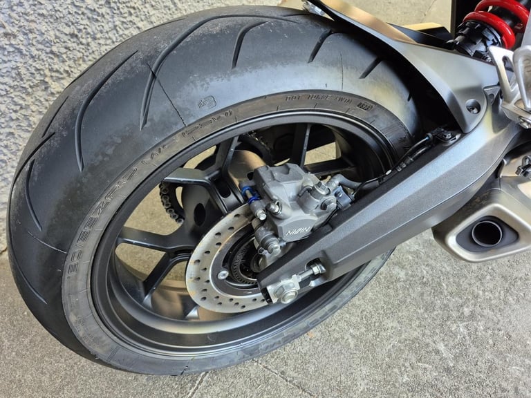 2023 Honda CBR650R Low mileage