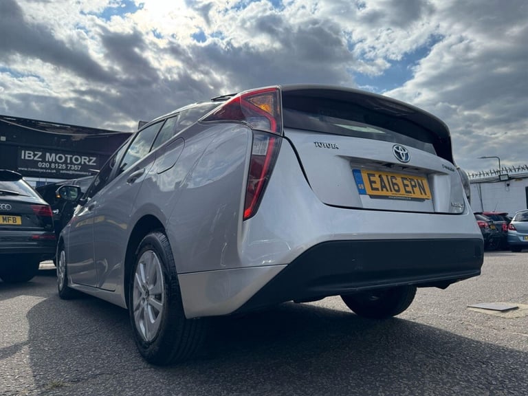 2016 Toyota Prius 1.8 VVT-h Active CVT Euro 6 (s/s) 5dr Hatchback Petrol/Ele Automatic