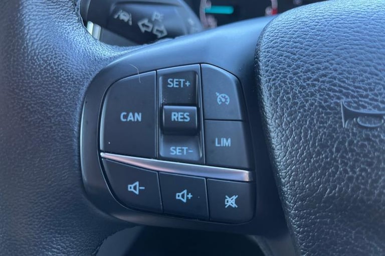 2020 Ford Transit Custom 320 Sport L1 SWB Double Cab FWD 2.0 EcoBlue 185ps Low Roof NAVIGATION, R...