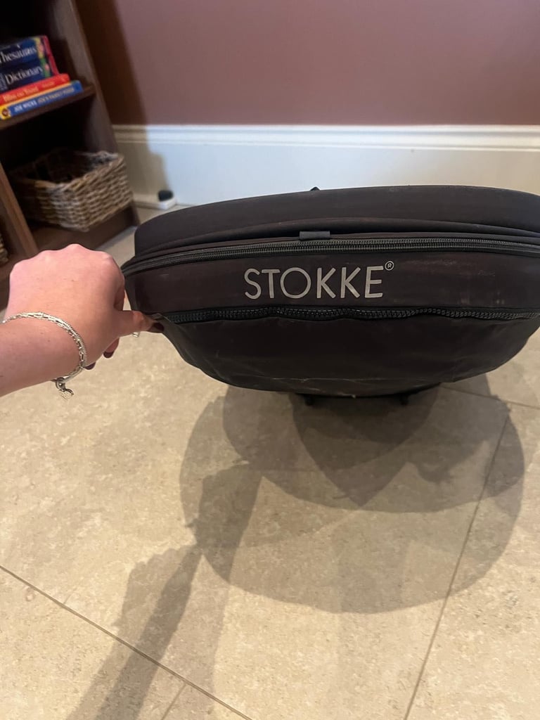  stokke transport system complete with carrycot and adjustable stroller seat black with spot trim