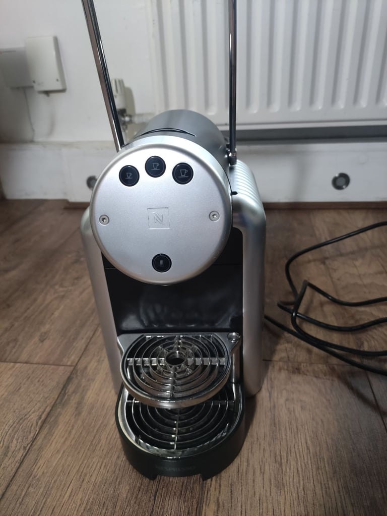 Nespresso Zenius machine New