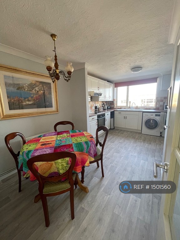 2 bedroom house in High Street, Tenterden, TN30 (2 bed) (#1501560)