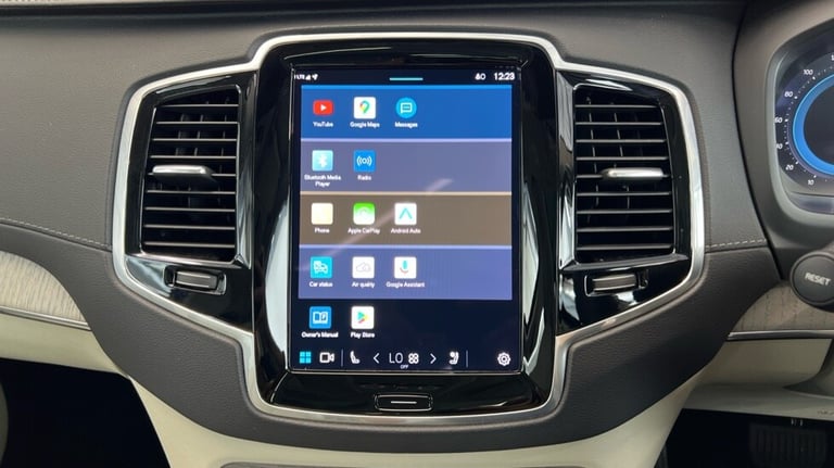 2024 Volvo XC90 Plus, B5 AWD Mild hybrid, Petrol, Dark, 7 Seats (Blond Leather, BLIS) Estate Petr...