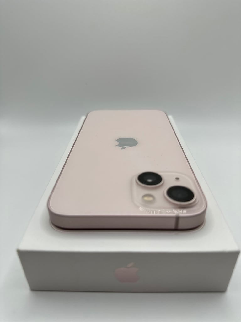 PRISTINE: Apple iPhone 13, 128gb, Pink (UNLOCKED)