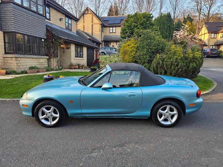 ★MAZDA MX-5 1.8-vvt ★50,000 MILES! STUNNING EXAMPLE! RARE CRYSTAL BLUE COLOUR MX5 ROADSTER 146BHP 