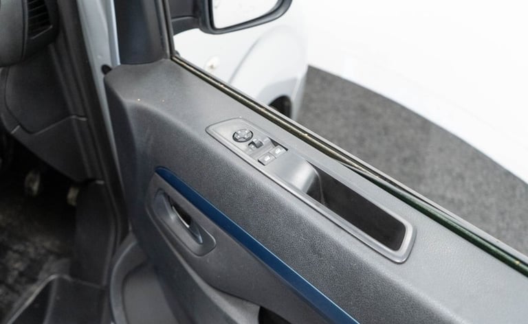 2017 17 PEUGEOT TRAVELLER 1.6 BLUEHDI ACTIVE STANDARD MPV 5DR DIESEL MANUAL MWB 