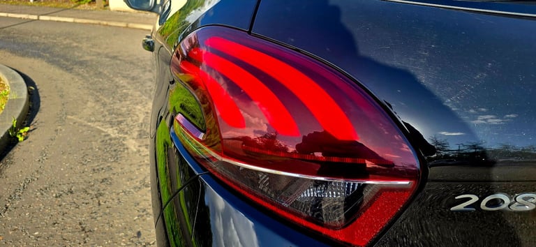 2018 PEUGEOT 208 ALLURE 1.2 ULEZ 