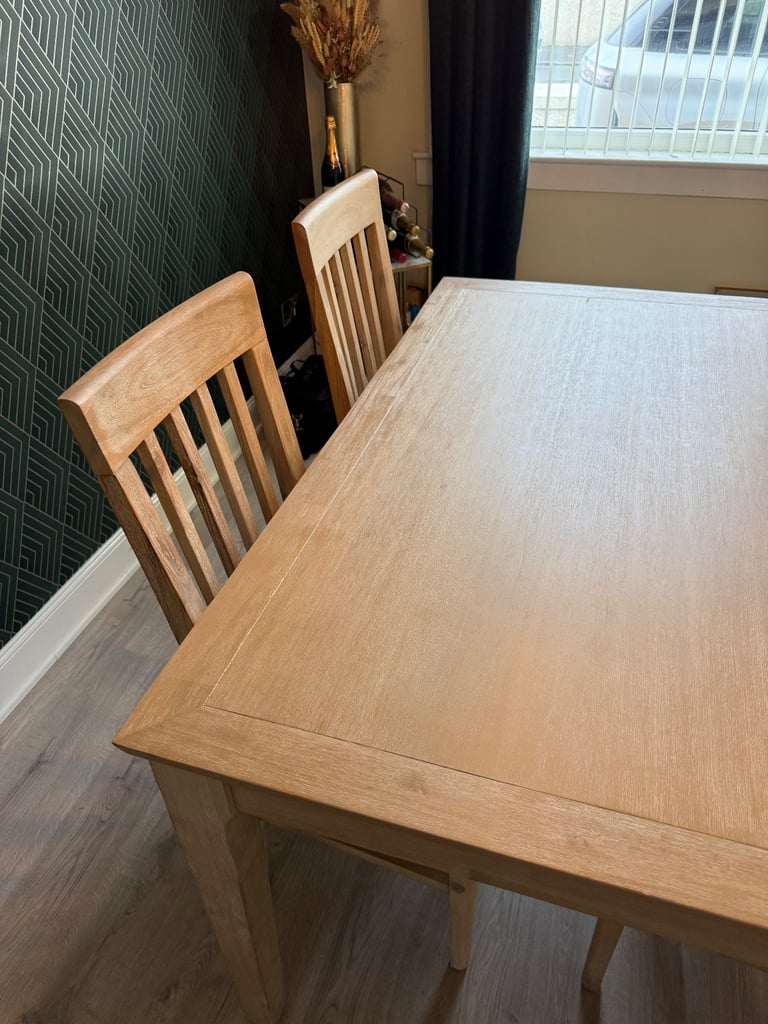 Designer rooms dining table 