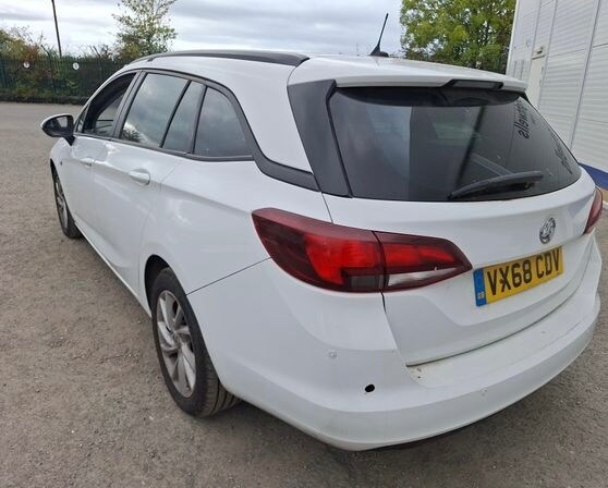 2018 Vauxhall Astra 1.6 CDTi BlueInjection Design Sports Tourer 5dr Diesel