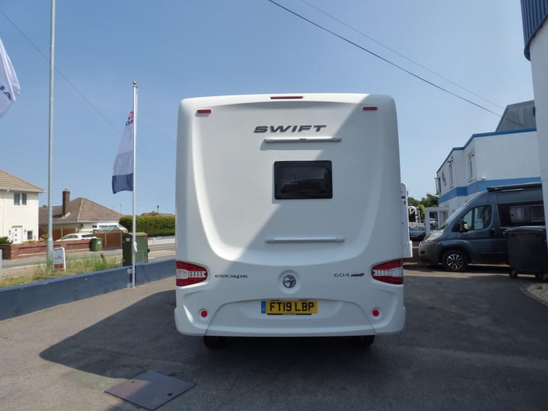 Swift Escape 604 DIESEL SEMIAUTOMATIC 2019/19