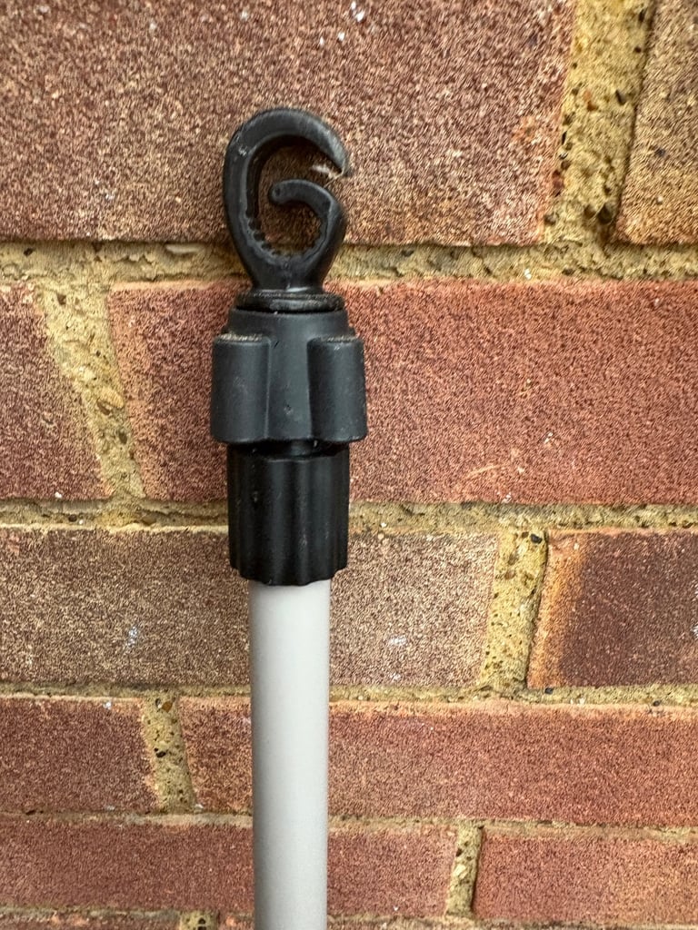 Extendable washing line pole