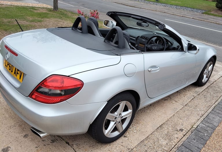 Mercedes-Benz, SLK, Convertible, 2010, Semi-Auto, 1796 (cc), 2 doors