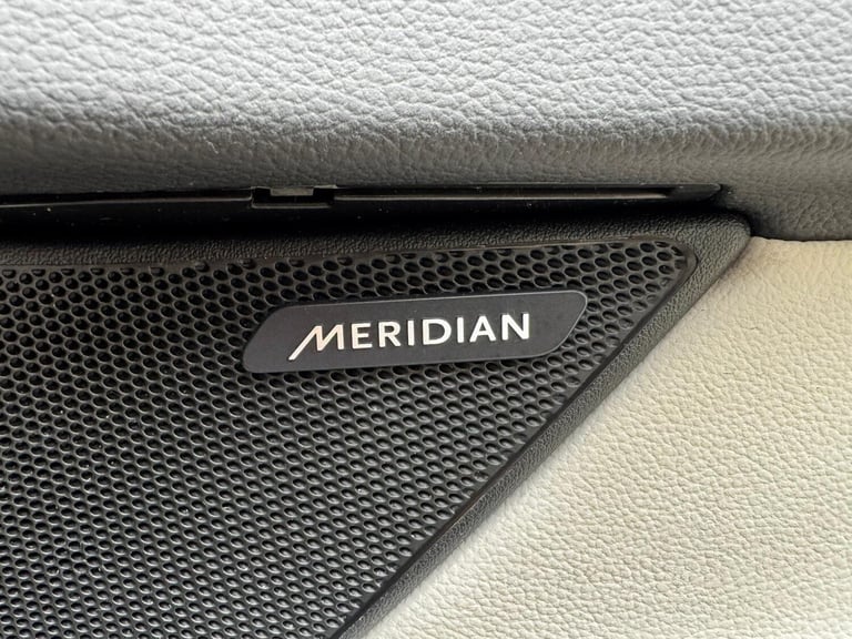 2018 Jaguar XF 2.0d R-Sport Auto AWD Euro 6 (s/s) 4dr SALOON Diesel Automatic