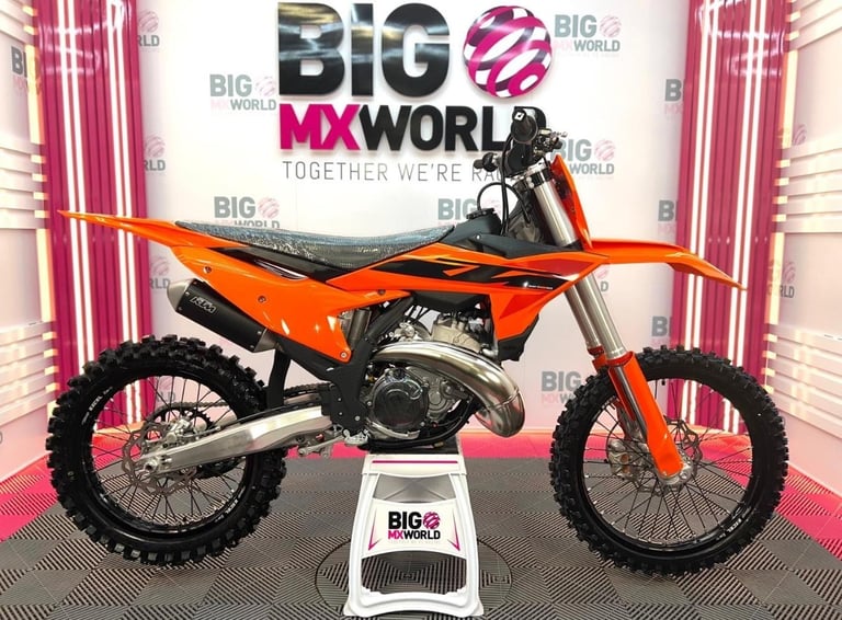 KTM SX 300 2025 - ONE LEFT // ZERO HOURS // PX WELCOME