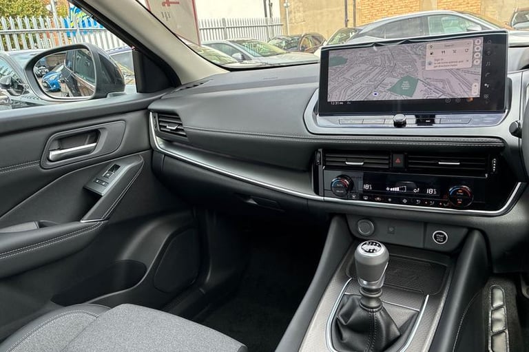 2025 Nissan Qashqai 1.3 DiG-T MH N-Connecta 5dr HATCHBACK PETROL Manual
