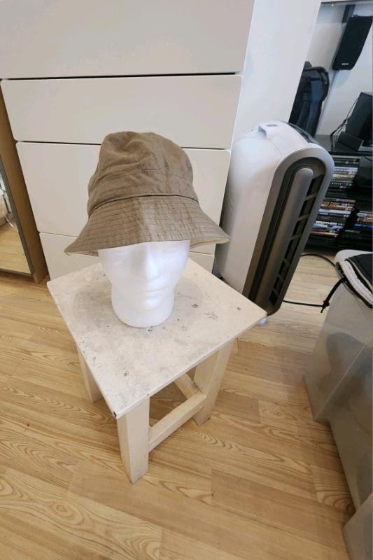 Woodhouse reversible Bucket Hat .M-L size.