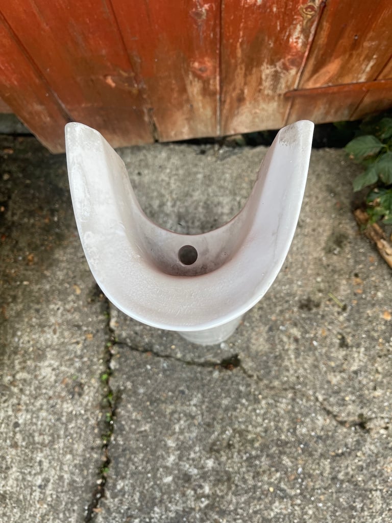 Sink with pedestal