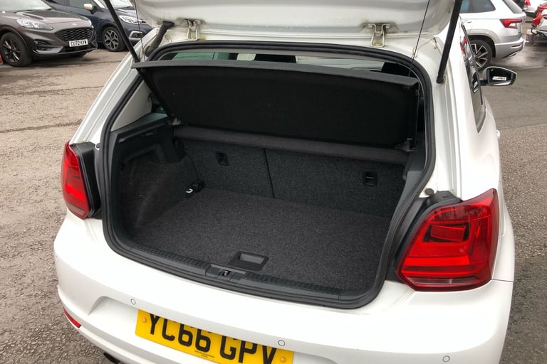 2016 Volkswagen Polo 1.2 TSI Match 3dr DSG Hatchback PETROL Automatic