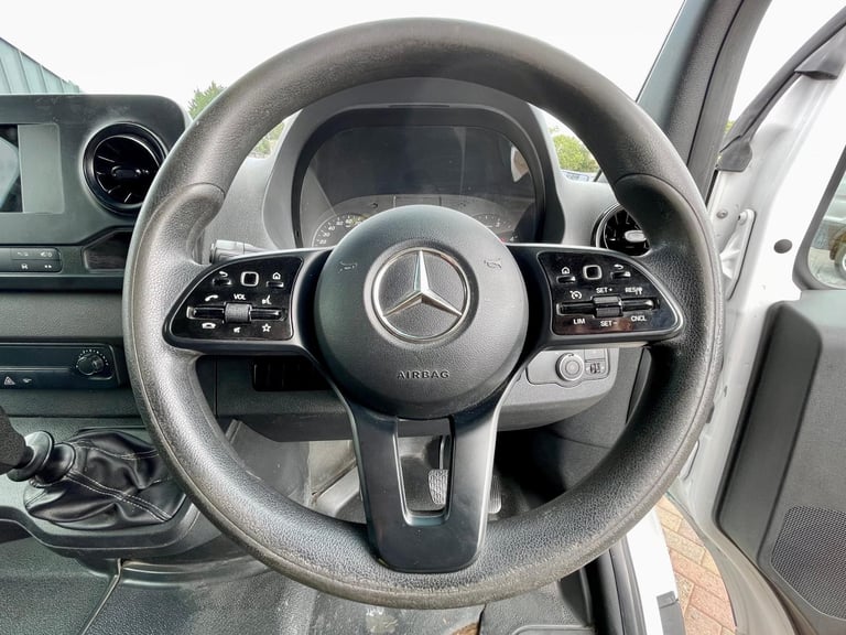 Mercedes-Benz Sprinter 314 CDI 140 L3H2 LWB HIGH ROOF RWD